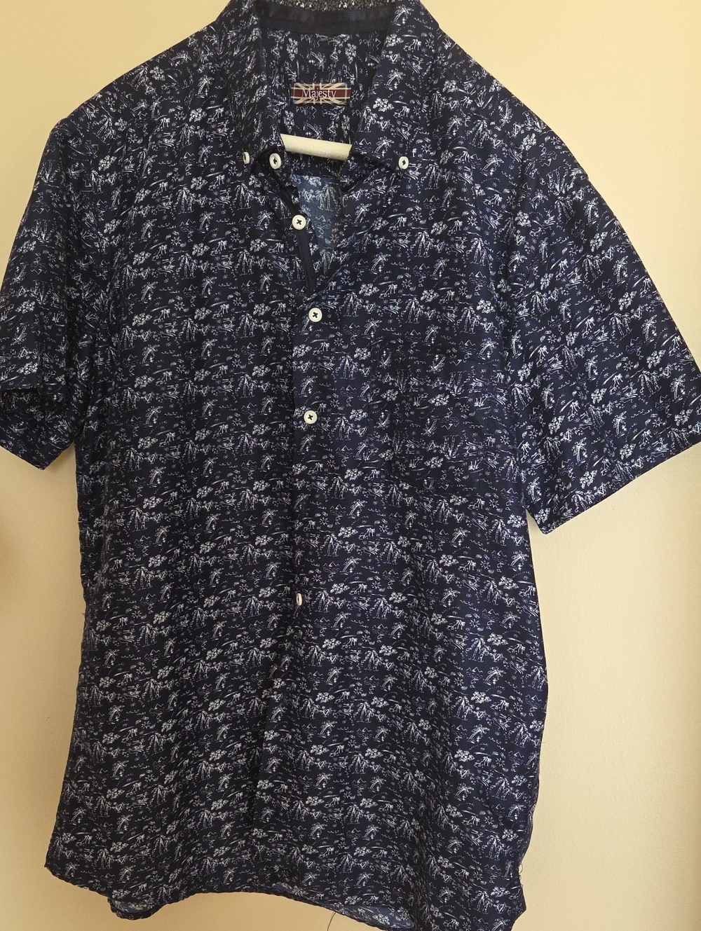Navy Blue Short-Sleeve Button-Up Shirt